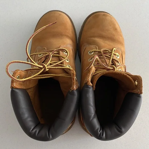 Timberland Boots 🥾 - Picture 3 of 9